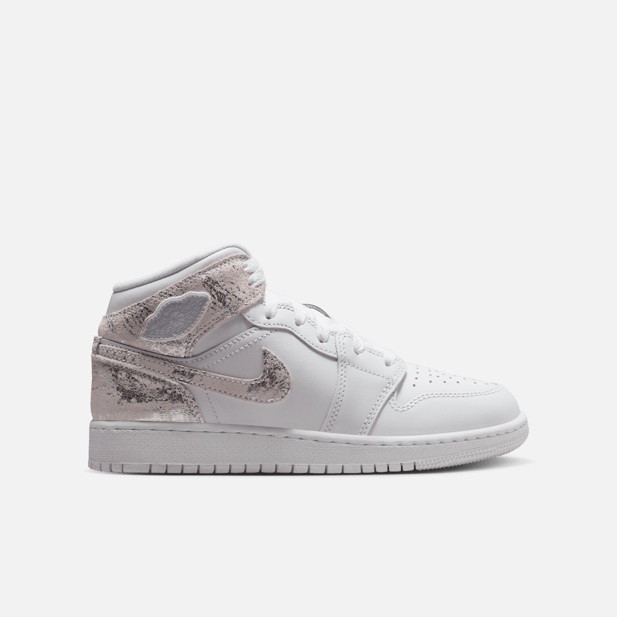 Air Jordan Big Kids' 1 Mid SE Distressed White Field Silver (GS)