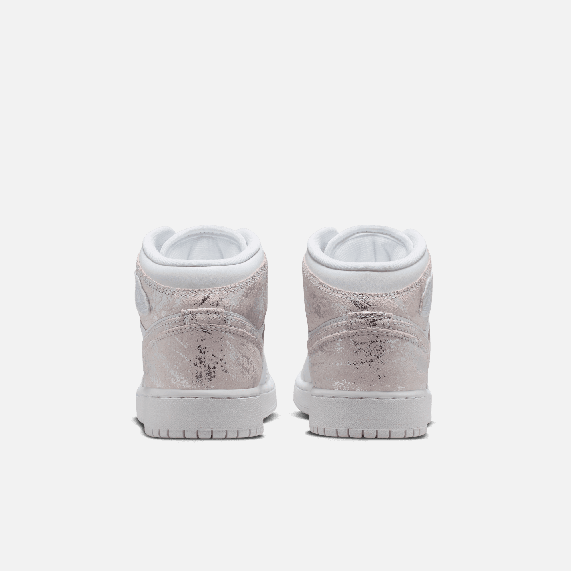 Air Jordan Big Kids' 1 Mid SE Distressed White Field Silver (GS)