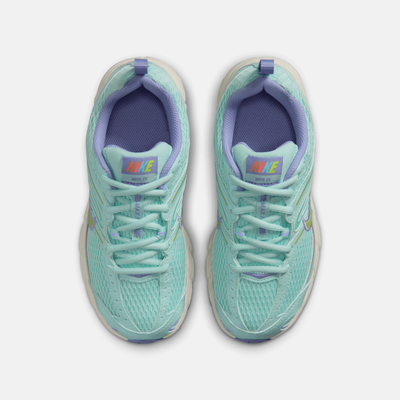 Nike Big Kids' Air Max Moto 2K Teal Tint (GS)