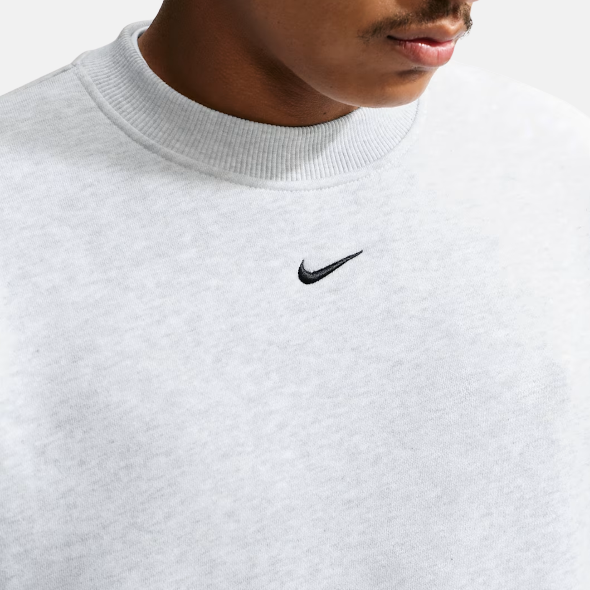 Nike Solo Fleece Crew Neck Light Grey Sweatshirt