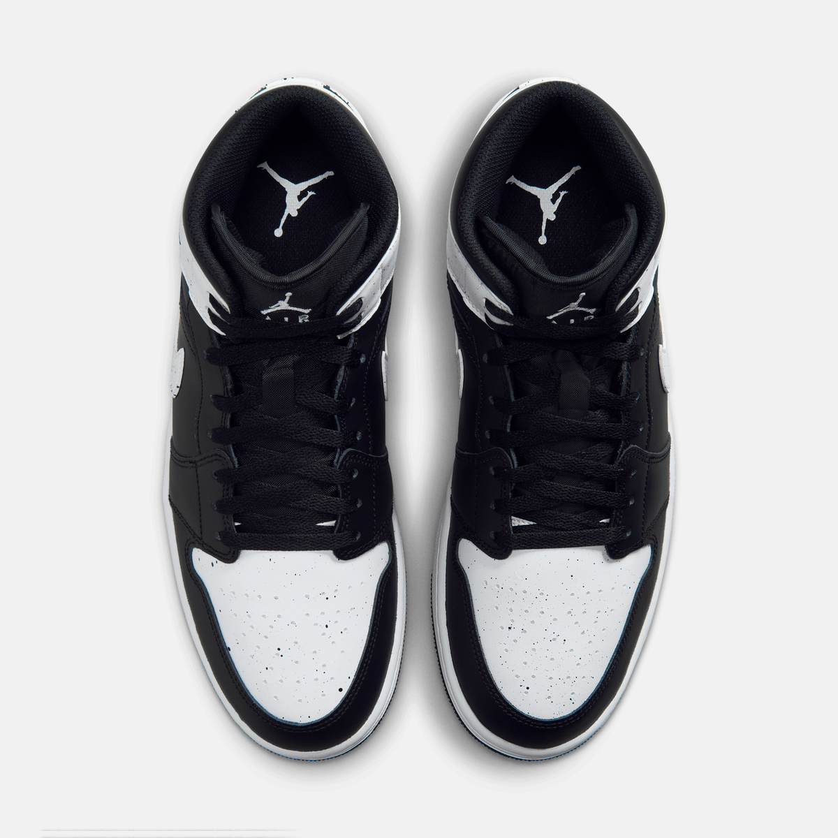 Air Jordan 1 Mid Oreo