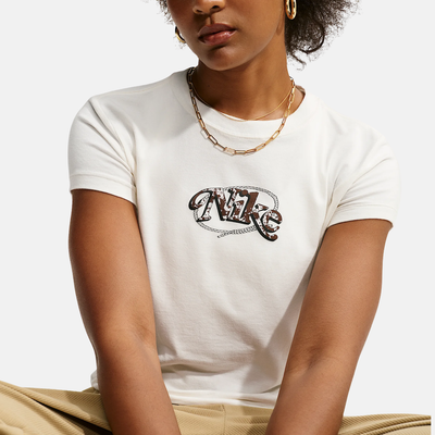 Nike Women's Sportswear Chill Knit Slim Cropped Sail T-Shirt