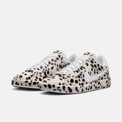 Nike Tennis Classic Chew Dog