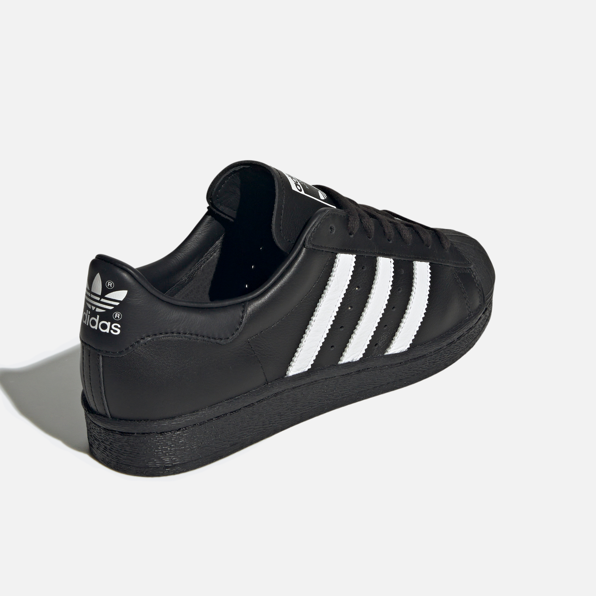 Adidas Superstar 82 Core Black White – Puffer Reds Adidas Superstar 82 Core Black White – Puffer Reds