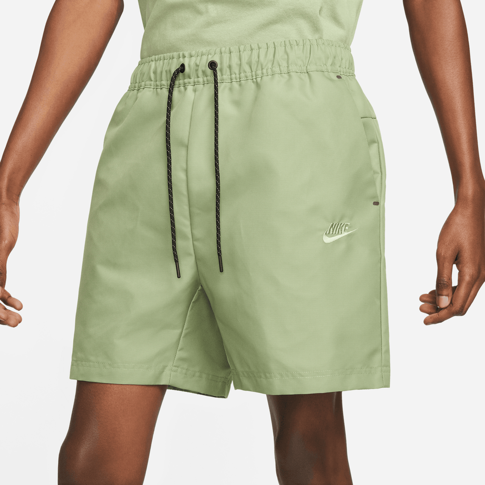 Nike Tech Fleece Grey Shorts - Puffer Reds