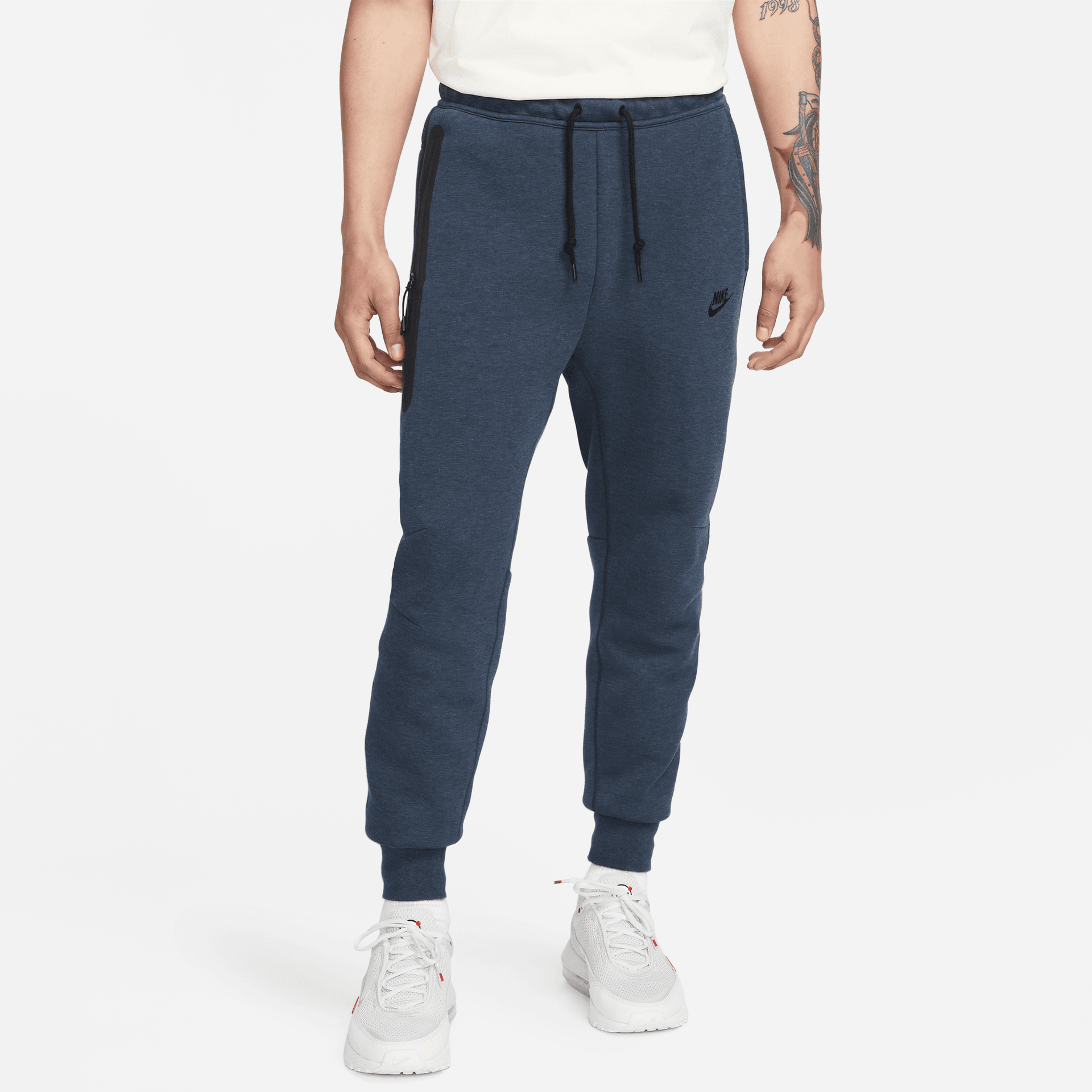 Blue nike joggers mens online