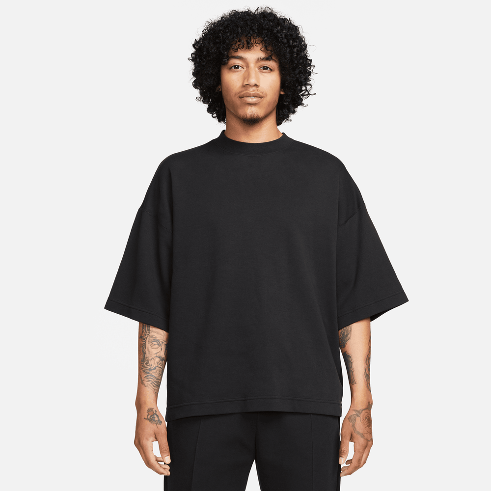 Nike Sportswear Tech Fleece Reimagined Black Oversized Short-Sleeve Sweatshirt