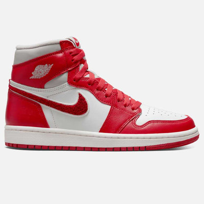 Air Jordan Women's Retro 1 OG Hi Vasrsity Red Air Jordan