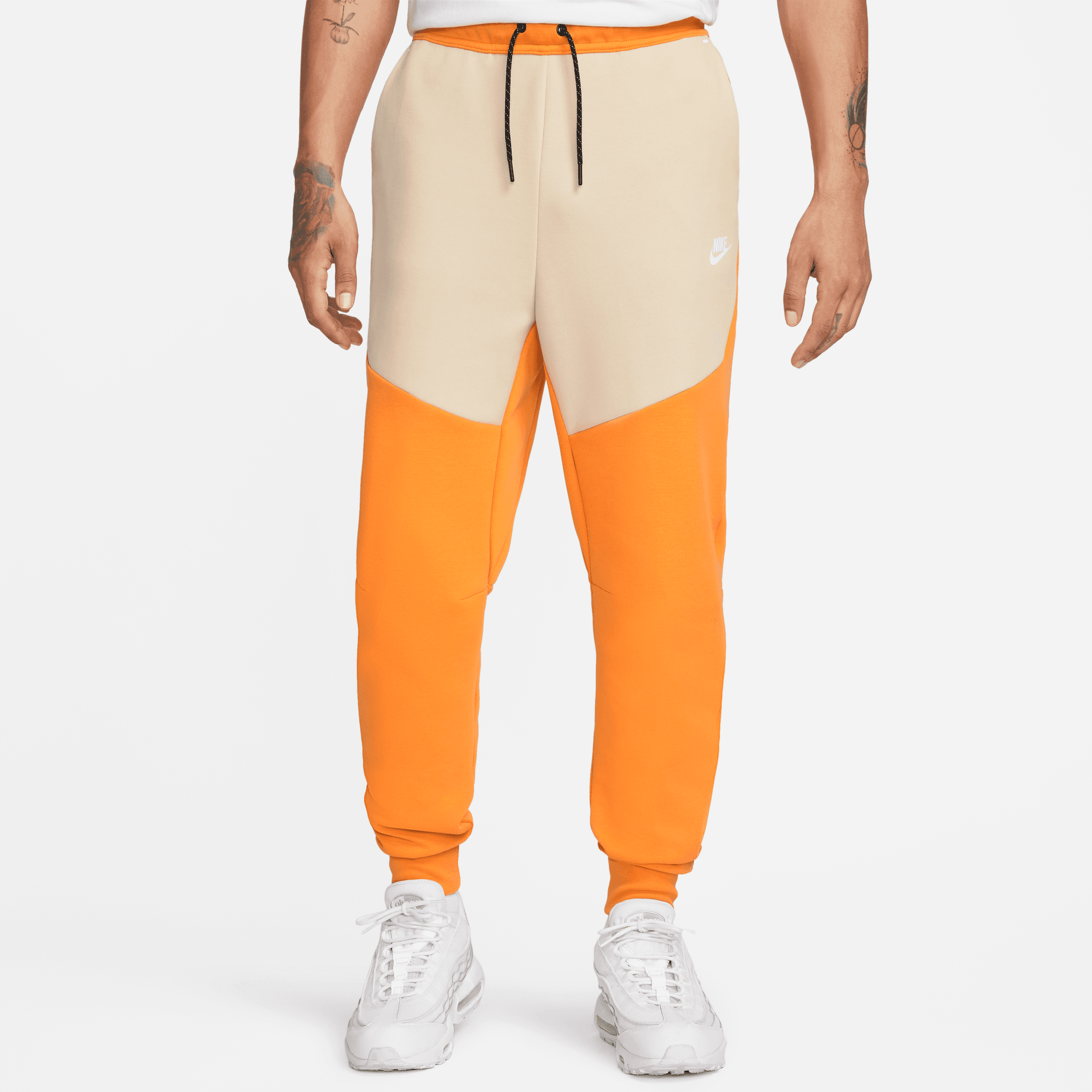 Jogging sales orange nike