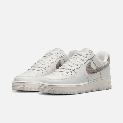 Nike Women's Air Force 1 '07 Light Iron Ore