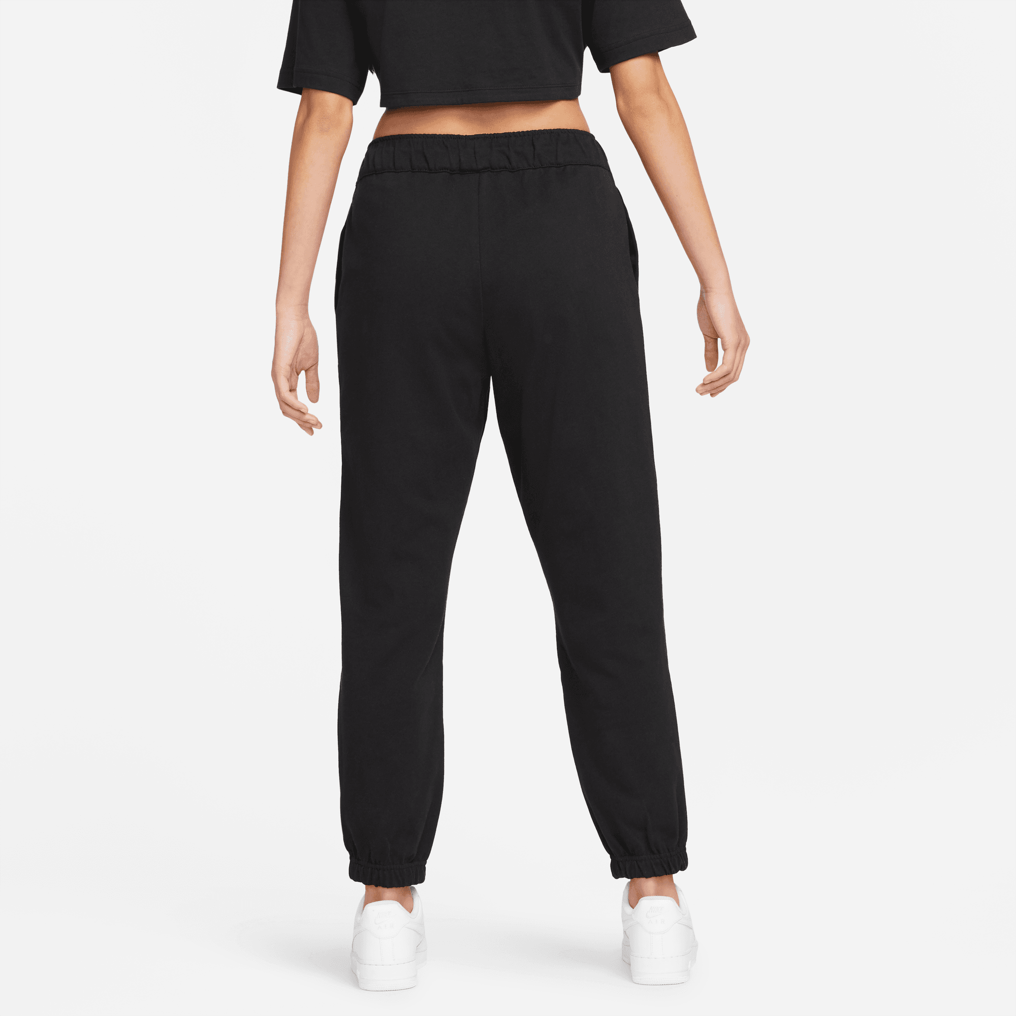 Nike Sportswear Women's Easy Black Joggers Puffer Reds