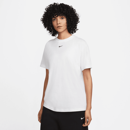 Nike Sportswear Essentials Women's White T-Shirt