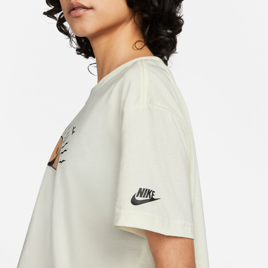 Nike Women's NSW Sunshine Nike T-Shirt Nike