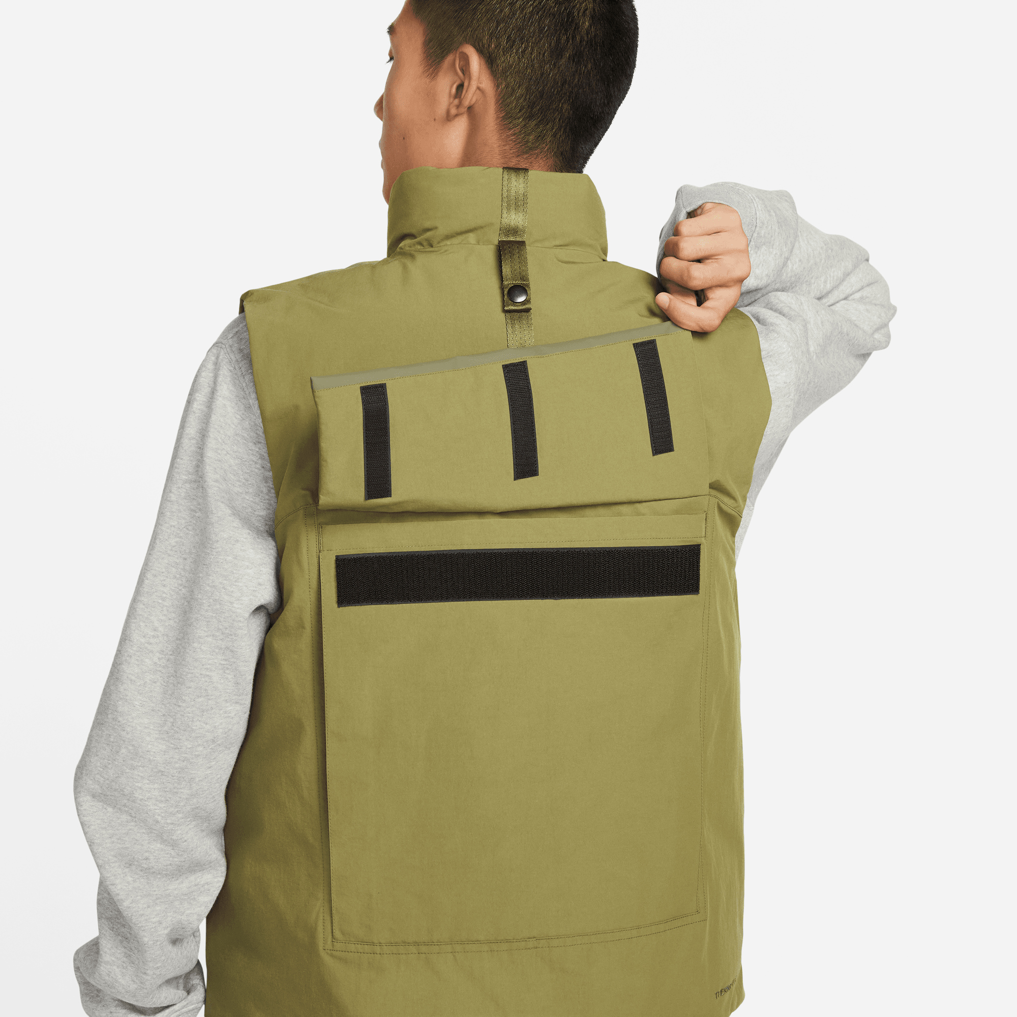 Nike Sportswear Therma FIT Tech Pack Green Insulated Vest Puffer Reds