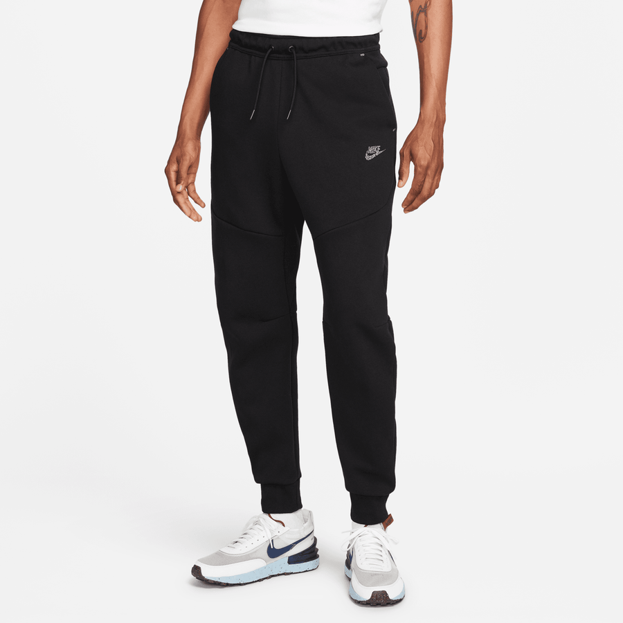 Nike Sportswear Tech Fleece Black Joggers