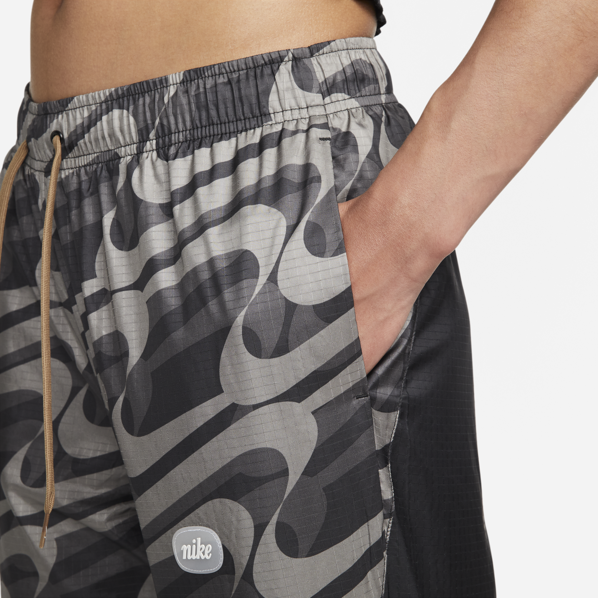 Nike Sportswear Icon Clash Women's Woven Allover Print Black Pants Nike
