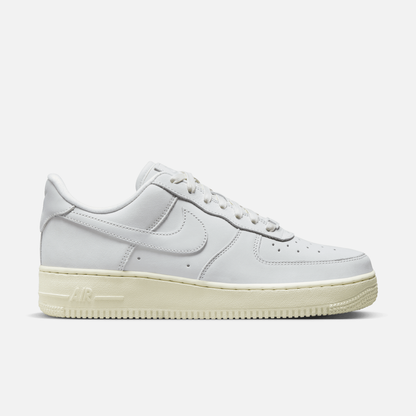 Nike Women's Air Force 1 Premium Summit White