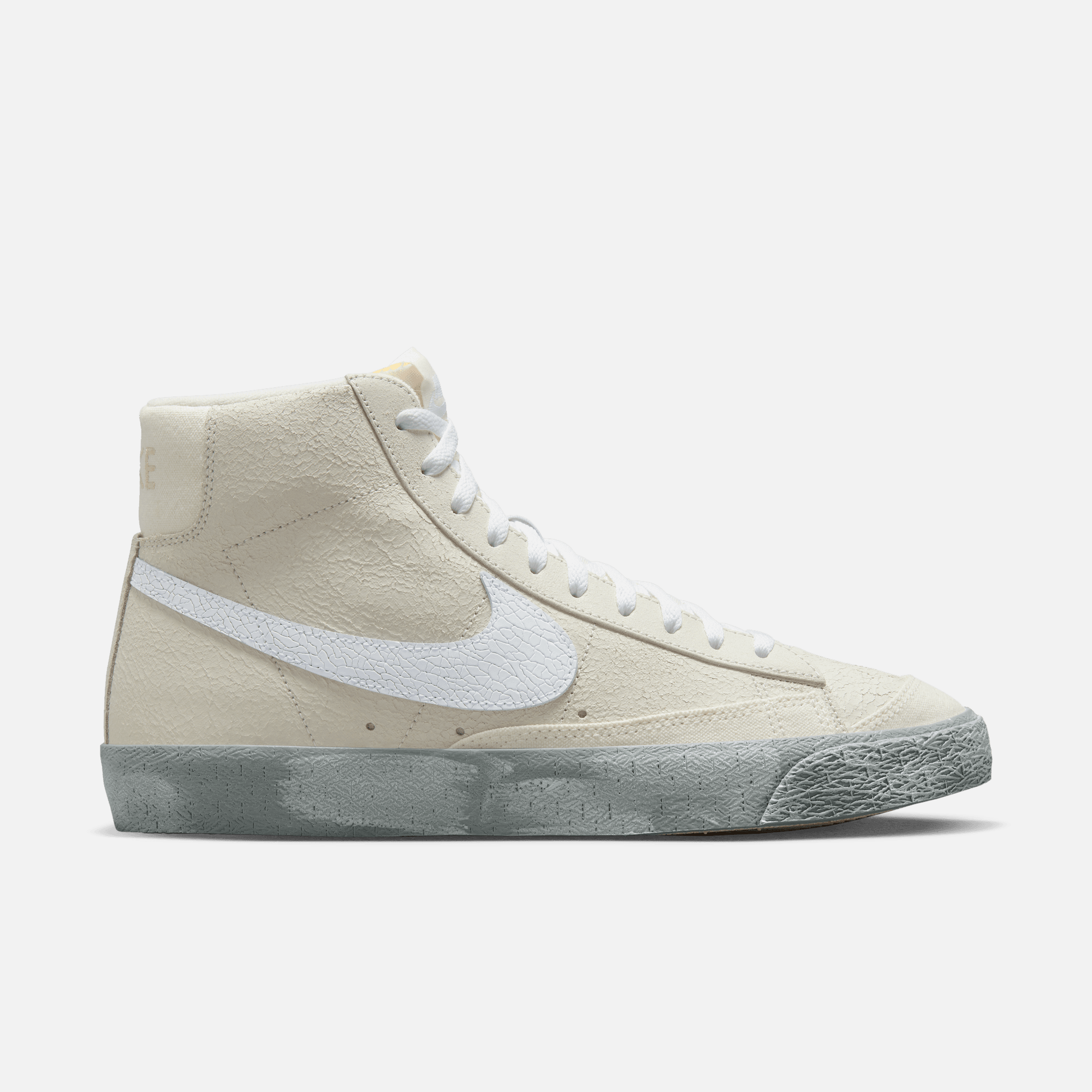 Nike Blazer Mid '77 EMB Summit White