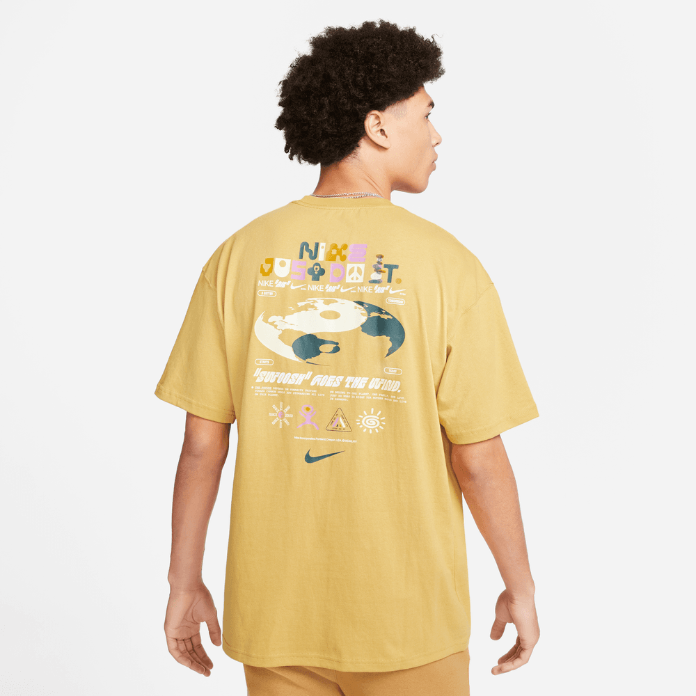 Nike Sportswear Men's Yellow T-Shirt