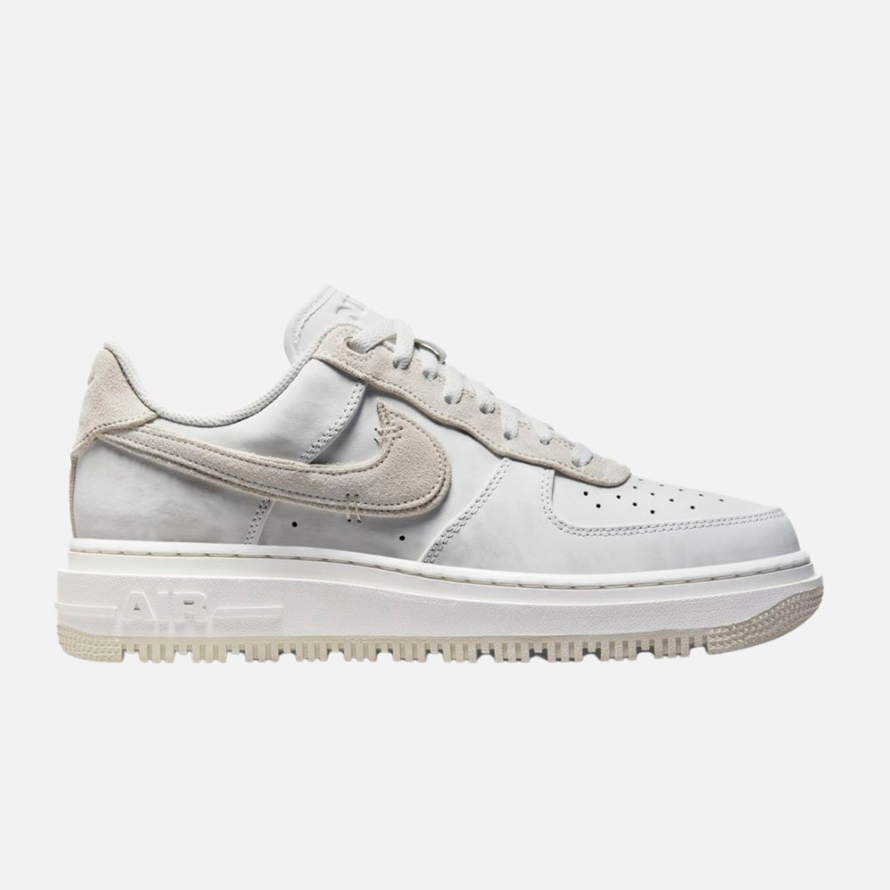 Nike Air Force 1 Luxe White