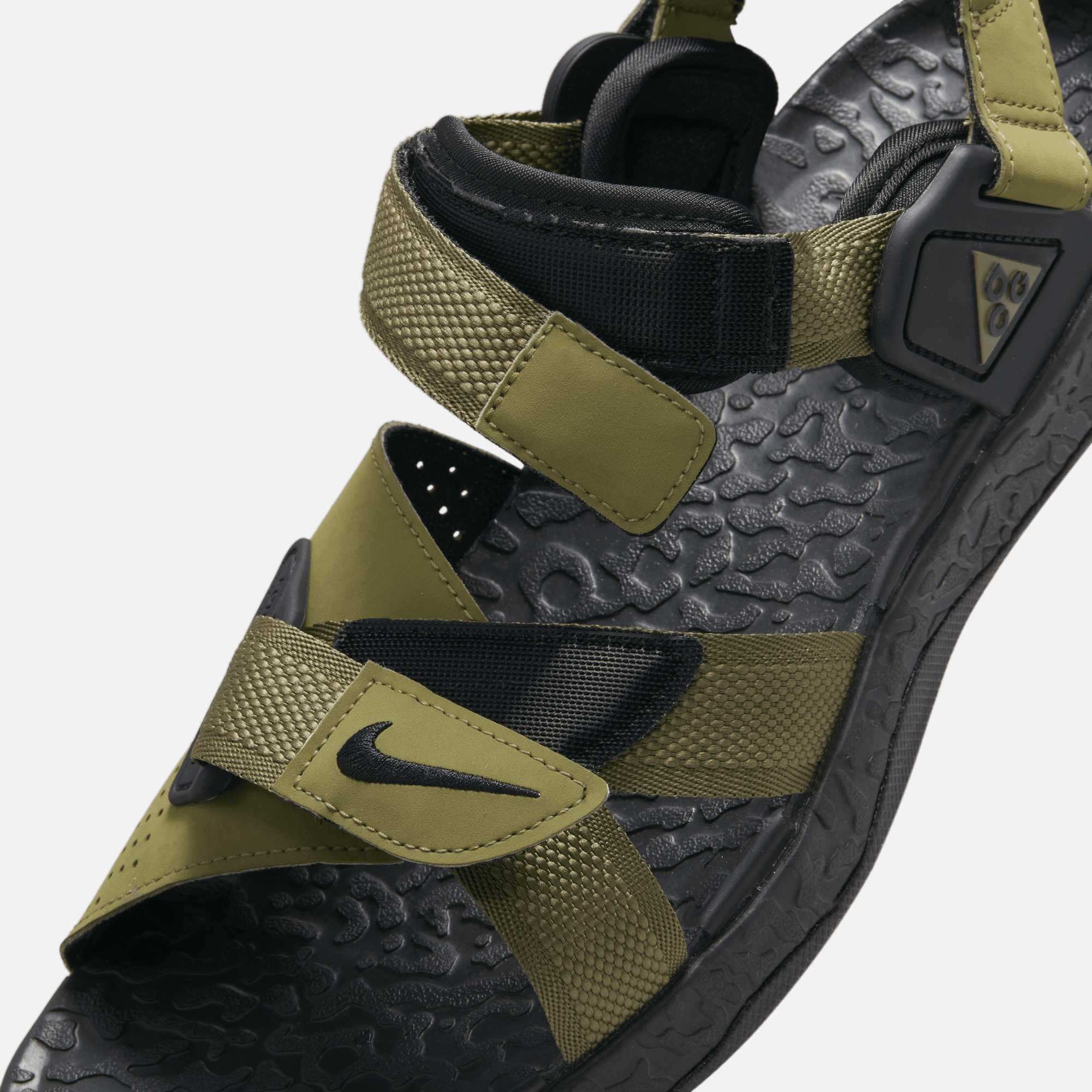 Nike ACG Air Deschutz+ Sandle Olive Nike