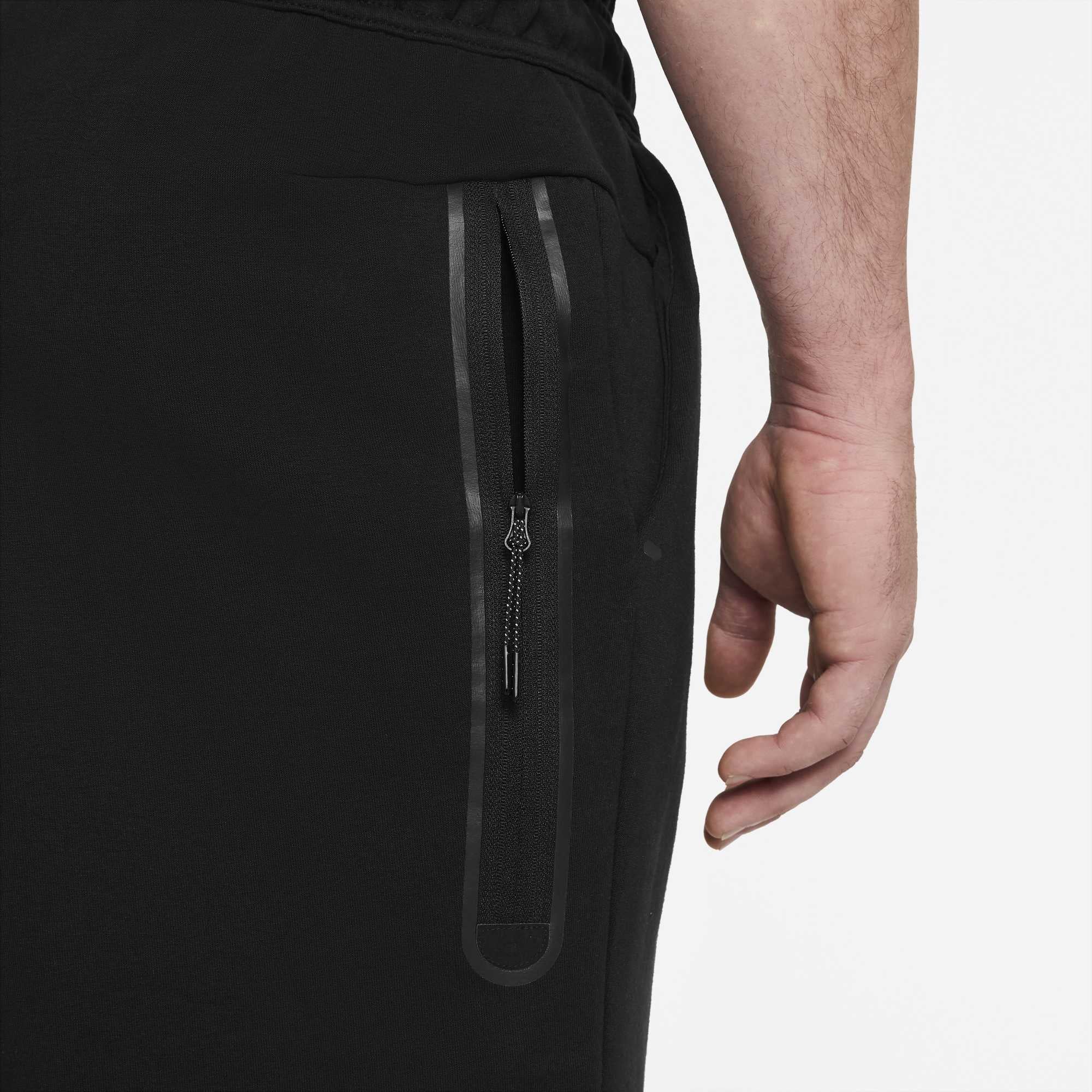 Nike tech fleece online jogger shorts