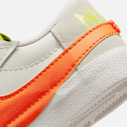 Nike Women's Blazer Low 77 Jumbo Sail Orange Nike