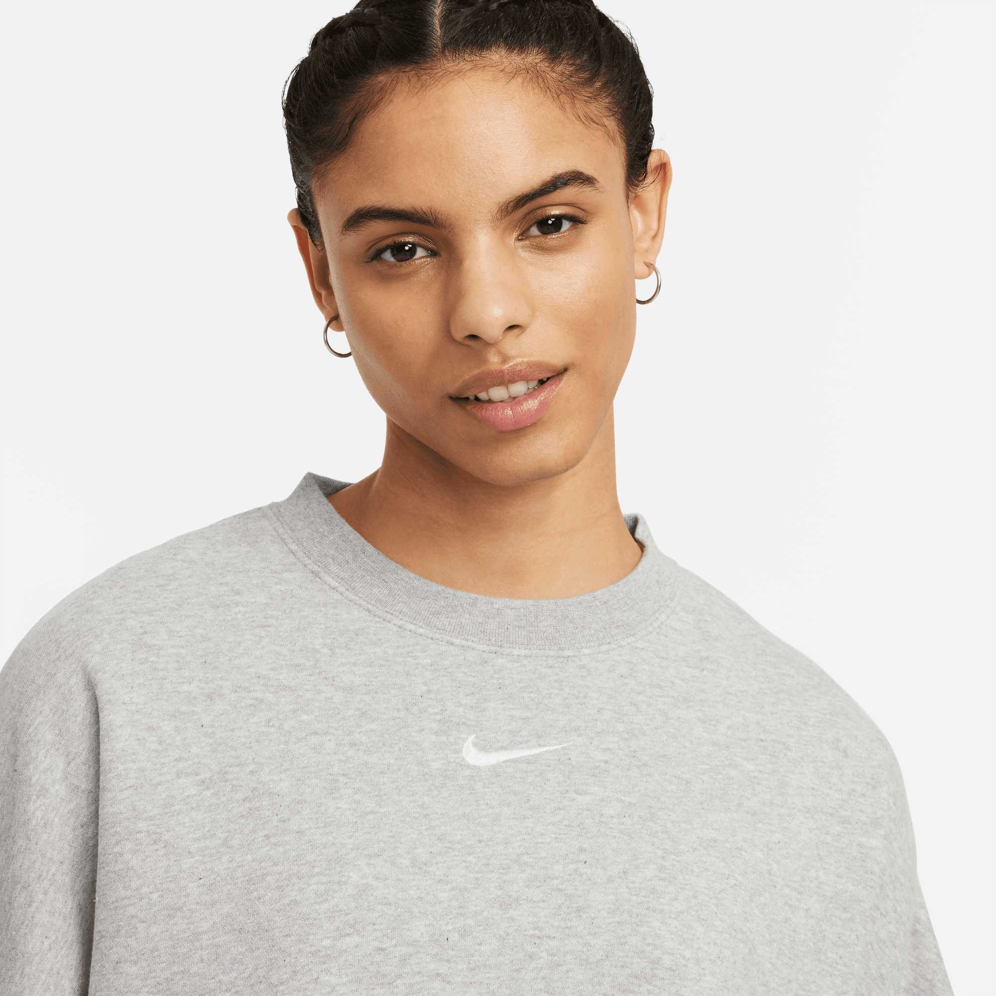 Nike Women s Essential Oversize Crop Crew Grey