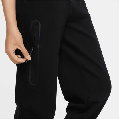 Nike Women's Tech Fleece Black Jogger Nike