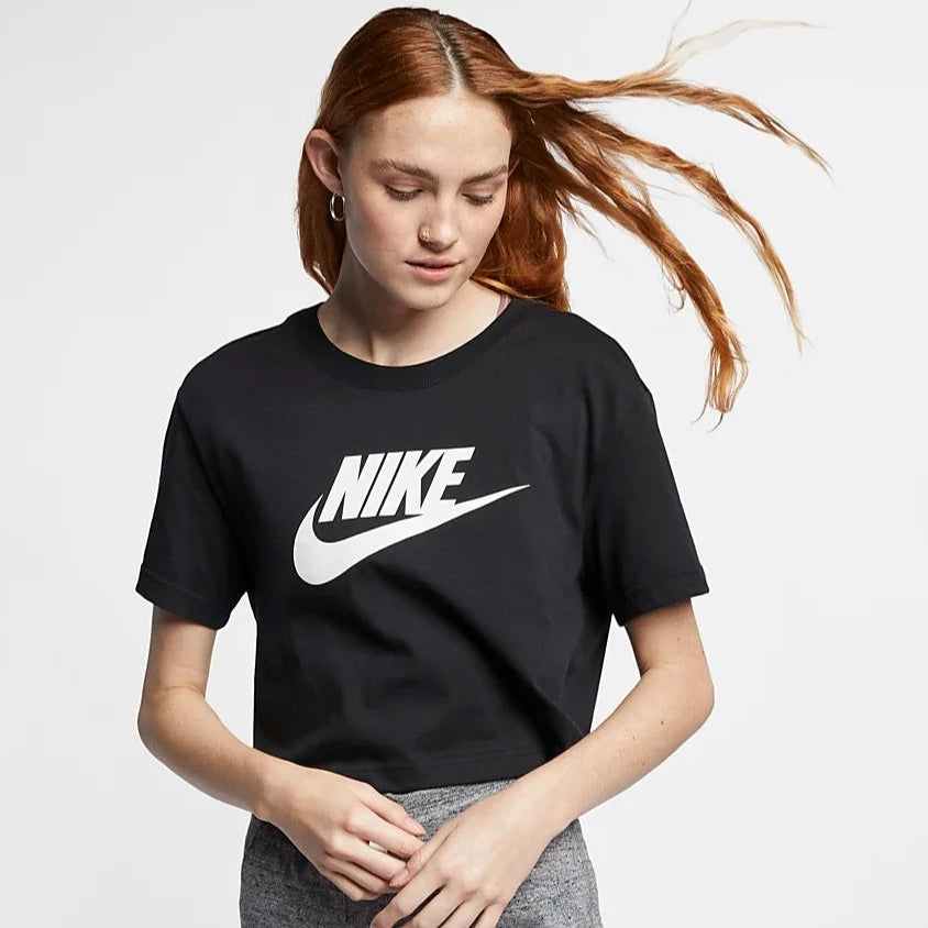 Nike Sportswear Women's Cropped Logo T-Shirt